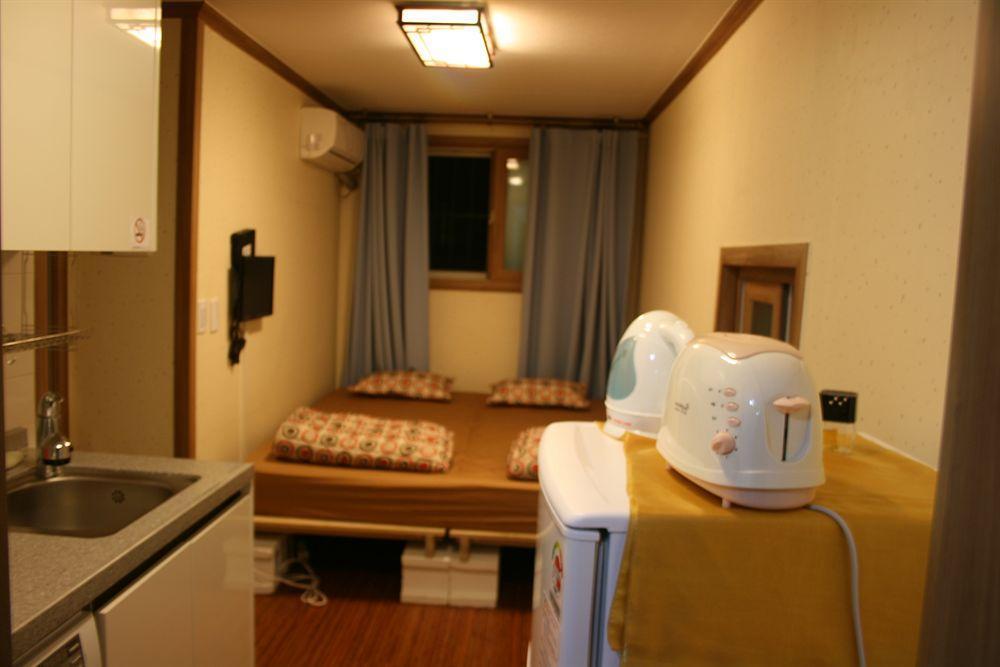 Seoul Station Pencil Hostel ภายนอก รูปภาพ